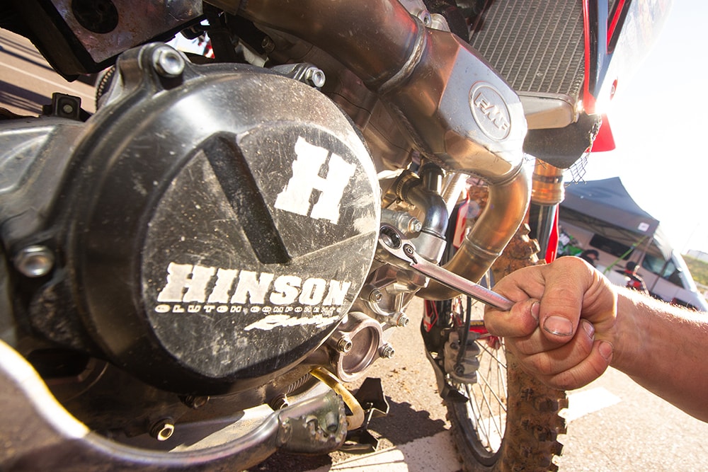 Hinson clutch cover engine detail